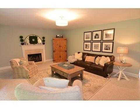44 Dover Cir, Franklin, MA 02038 photo 7