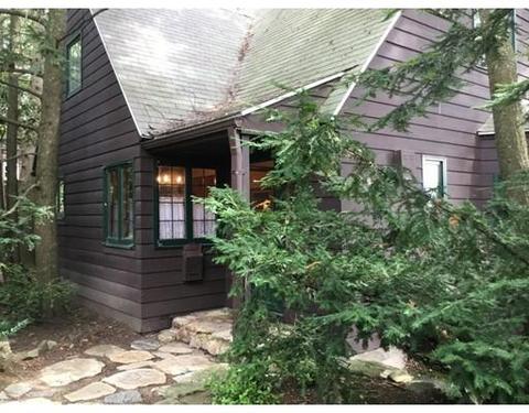 10 Bancroft Tower Rd, Worcester, MA 01609 photo 1