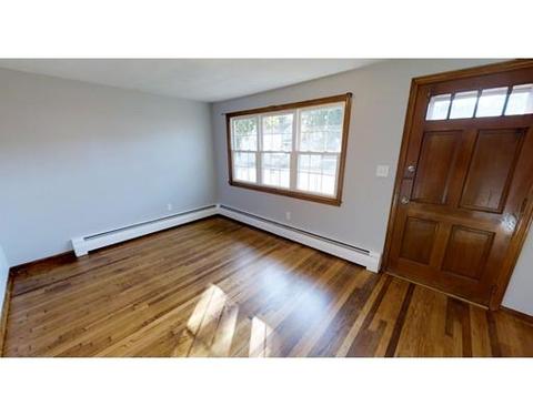 119 Everett St, Lawrence, MA 01843 photo 13