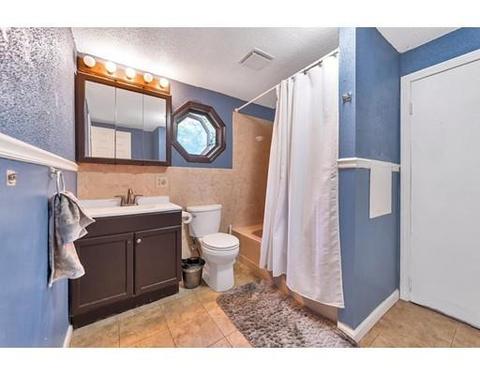 213 E Main St, Chicopee, MA 01020 photo 14