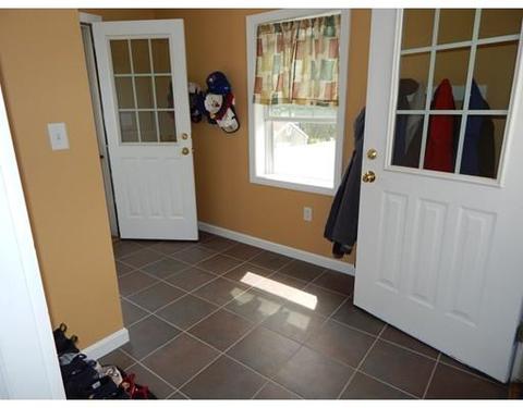 10 Temple Dr, Methuen, MA 01844 photo 3
