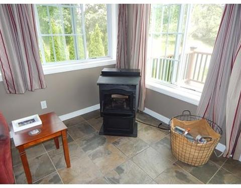 10 Temple Dr, Methuen, MA 01844 photo 11