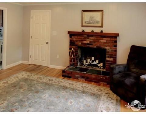 22 Eagle Dr, Sharon, MA 02067 photo 3