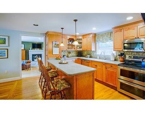 37 Taft Ave, Beverly, MA 01915 photo 7