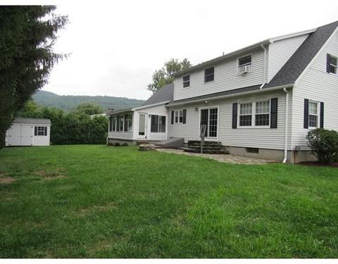 9 Gross Ln, Easthampton, MA 01027 photo 9