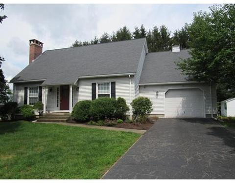 9 Gross Ln, Easthampton, MA 01027 photo 2