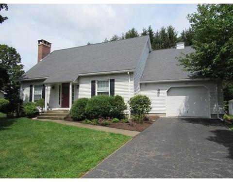 9 Gross Ln, Easthampton, MA 01027 photo 4