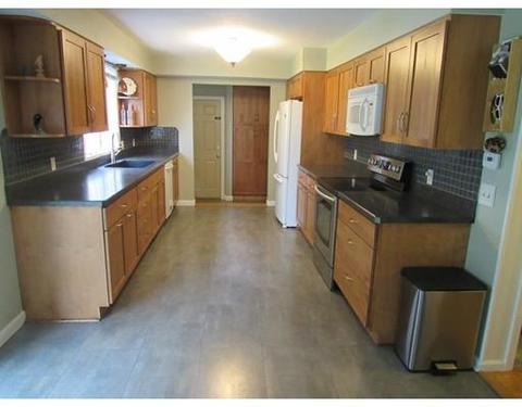9 Gross Ln, Easthampton, MA 01027 photo 11