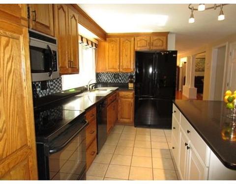 5 Maple Dr, Pelham, NH 03076 photo 16