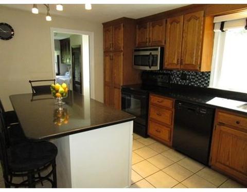 5 Maple Dr, Pelham, NH 03076 photo 18
