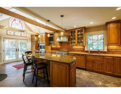 503 Lowell St, Wakefield, MA 01880 photo 5