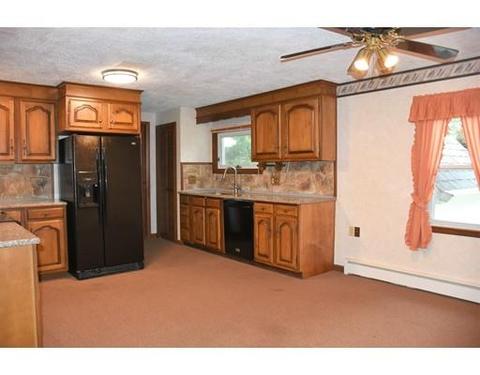 18 Paradis Ln, Webster, MA 01570 photo 5