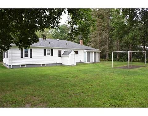 18 Paradis Ln, Webster, MA 01570 photo 4