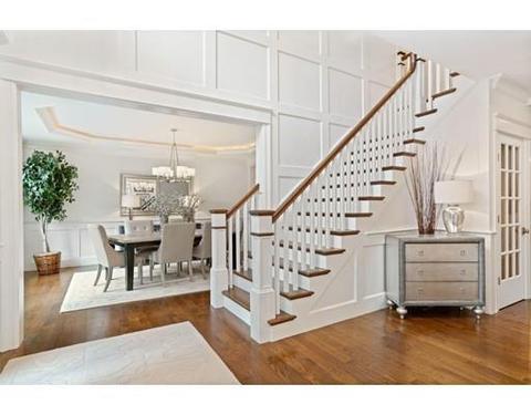 22 Massasoit Rd, Wellesley, MA 02481 photo 2