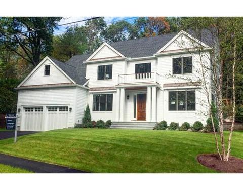22 Massasoit Rd, Wellesley, MA 02481 photo 1