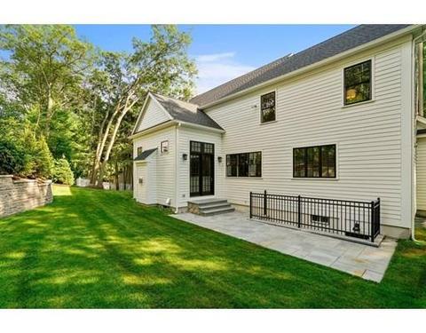 22 Massasoit Rd, Wellesley, MA 02481 photo 30