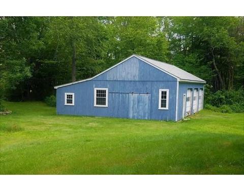 210 Maple St, Douglas, MA 01516 photo 4