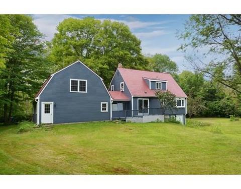 210 Maple St, Douglas, MA 01516 photo 8
