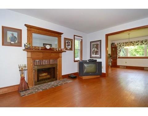 210 Maple St, Douglas, MA 01516 photo 14