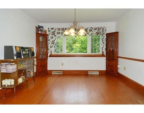210 Maple St, Douglas, MA 01516 photo 16