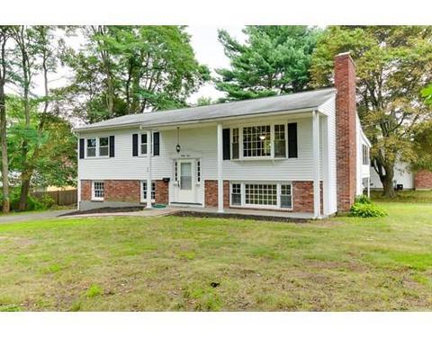 34 Cherry Rd, Framingham, MA 01701 photo 1