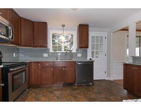 34 Cherry Rd, Framingham, MA 01701 photo 4