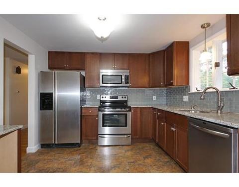 34 Cherry Rd, Framingham, MA 01701 photo 2