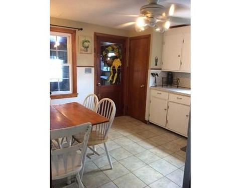 147 Atherton St, Springfield, MA 01104 photo 3