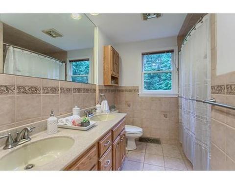 57 Roosevelt Rd, Wilmington, MA 01887 photo 16
