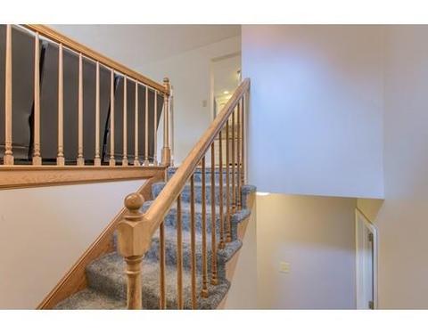 57 Roosevelt Rd, Wilmington, MA 01887 photo 2
