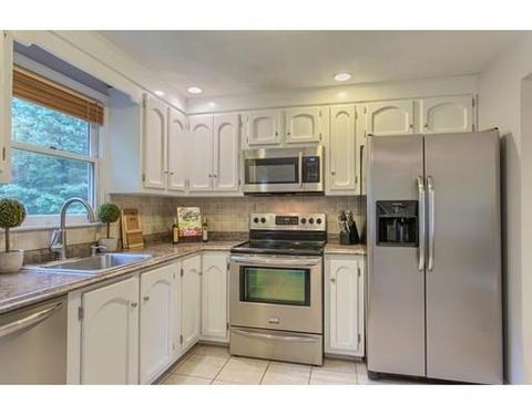 57 Roosevelt Rd, Wilmington, MA 01887 photo 13
