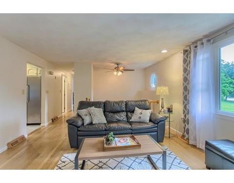 57 Roosevelt Rd, Wilmington, MA 01887 photo 7