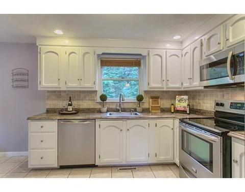 57 Roosevelt Rd, Wilmington, MA 01887 photo 12