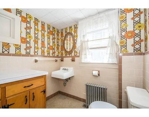826 Broadway, Fall River, MA 02724 photo 8