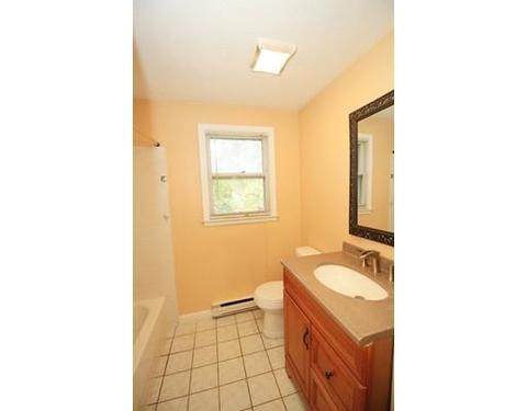 5 Tucker St, Worcester, MA 01606 photo 10