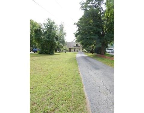 27 3rd St, Ayer, MA 01432 photo 2