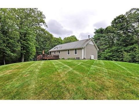 29 Christopher Dr, Attleboro, MA 02703 photo 3