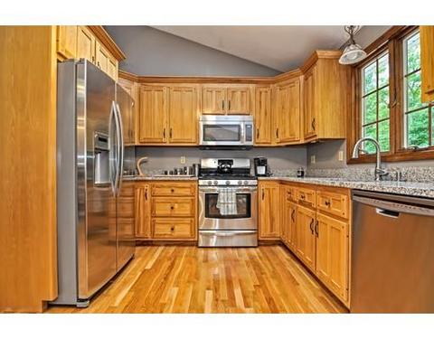 29 Christopher Dr, Attleboro, MA 02703 photo 6