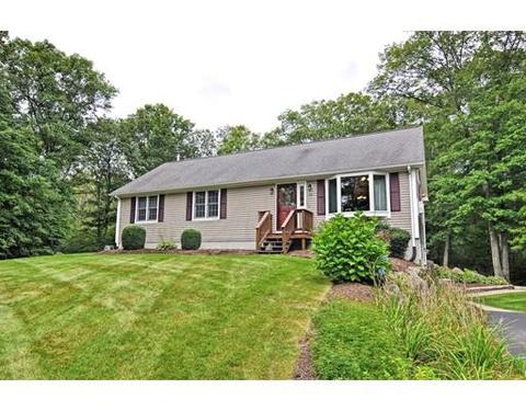 29 Christopher Dr, Attleboro, MA 02703 photo 1