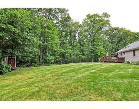 29 Christopher Dr, Attleboro, MA 02703 photo 23
