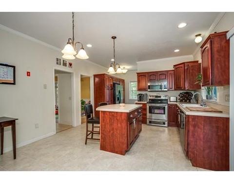 113 Sutton Rd, Webster, MA 01570 photo 3