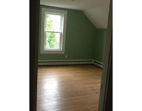 261 Valentine St, Fall River, MA 02720 photo 12