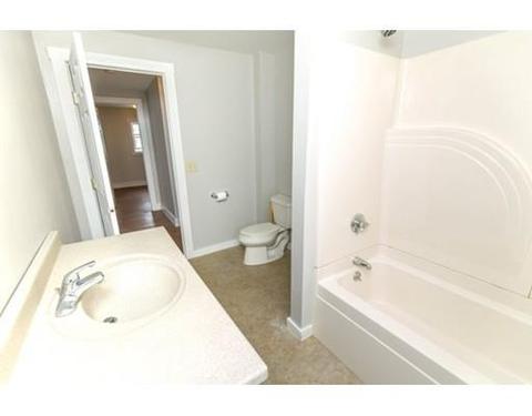 10 Briggs St, Easthampton, MA 01027 photo 25