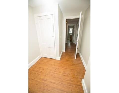10 Briggs St, Easthampton, MA 01027 photo 18