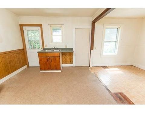 10 Briggs St, Easthampton, MA 01027 photo 11