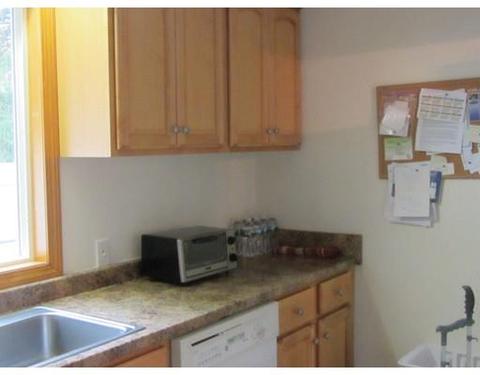 284 Dewey St, West Springfield, MA 01089 photo 10