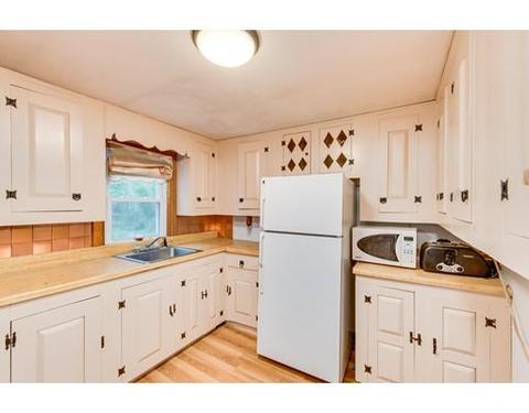 464 School St, Marshfield, MA 02050 photo 3
