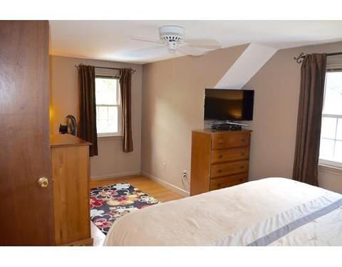 56 Frank St, Chicopee, MA 01020 photo 23