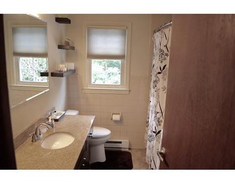 56 Frank St, Chicopee, MA 01020 photo 20