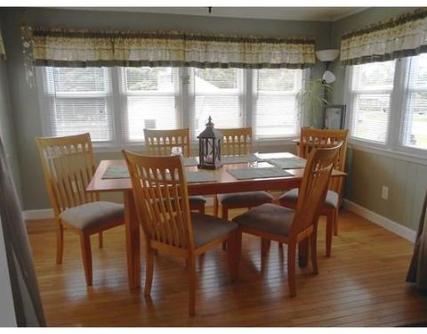 75 Bartels St, Springfield, MA 01128 photo 6